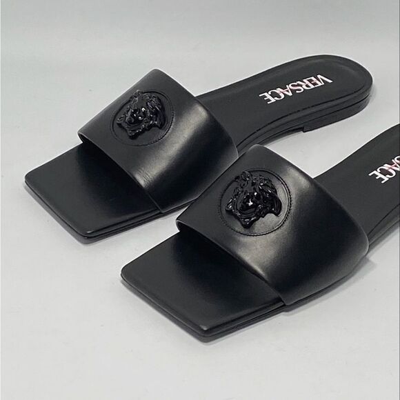 Versace La Medusa Leather Flat Sandals size 37 - Picture 9 of 14